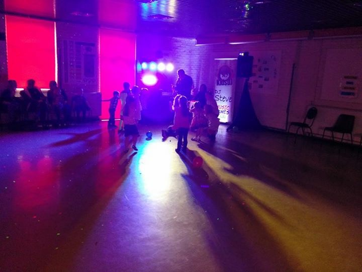 Kids DJ host children's parties in Wigan
