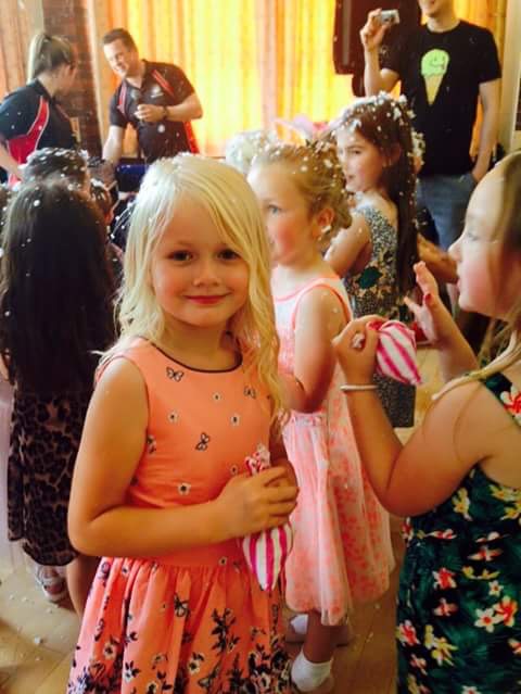 All smiles at Kids DJ party